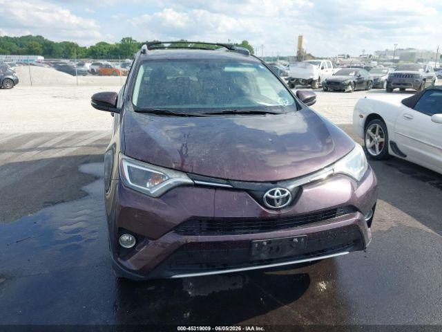 Toyota RAV4 XLE 4D SUV FWD 2016