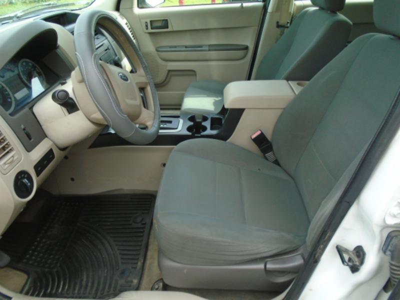 Ford Escape XLS 4WD 2012