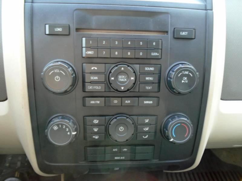 Ford Escape XLS 4WD 2012