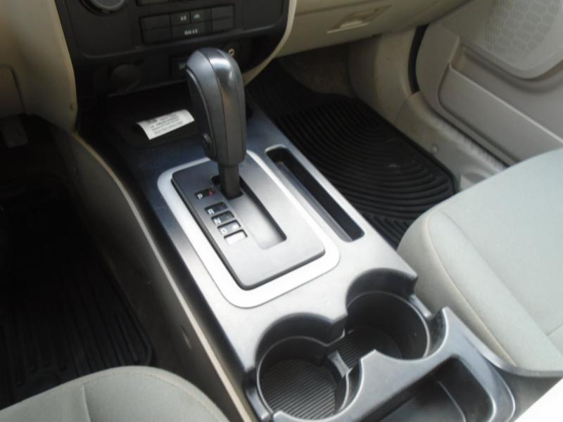 Ford Escape XLS 4WD 2012