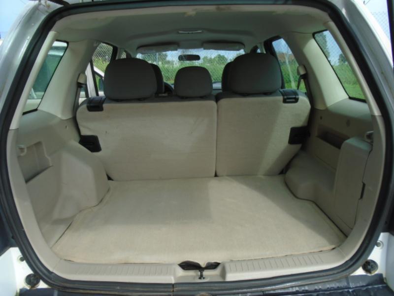 Ford Escape XLS 4WD 2012