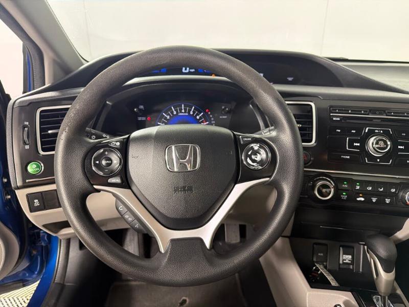 Honda Civic LX sedan 2013