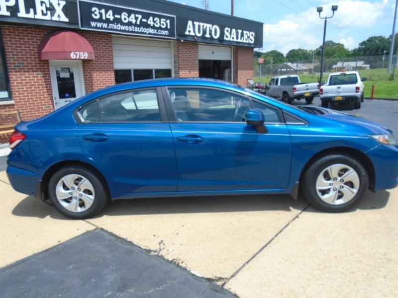 Honda Civic LX sedan 2013
