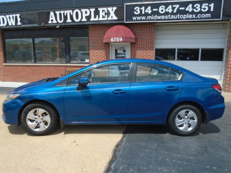 Honda Civic LX sedan 2013