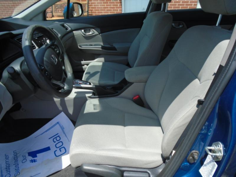 Honda Civic LX sedan 2013