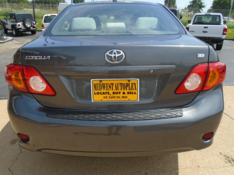Toyota Corolla LE 4D Sedan 2009