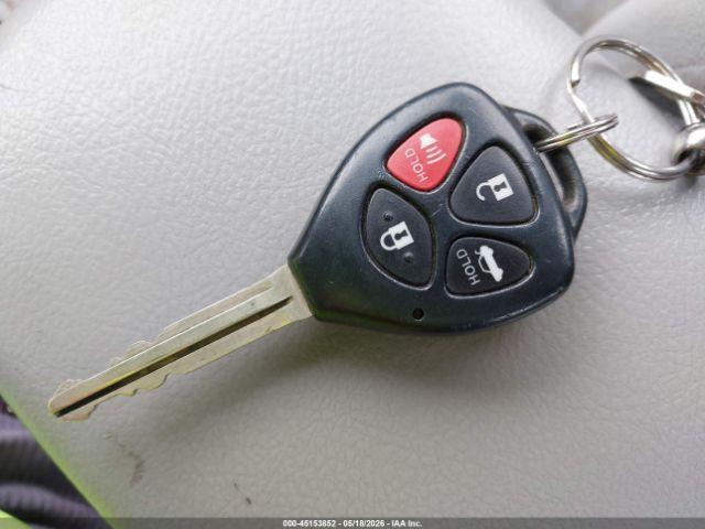 Toyota Corolla LE 4D Sedan 2009