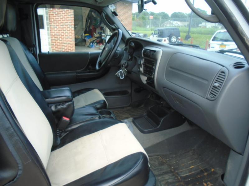 Ford Ranger XLT SuperCab 4-Door 4WD 2011