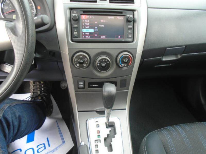 Toyota Corolla S 4-Speed AT 2013