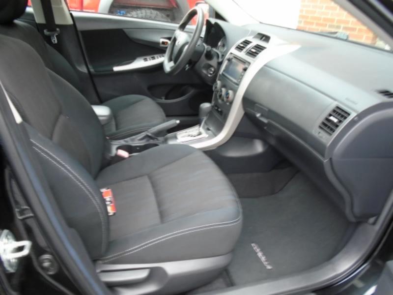 Toyota Corolla S 4-Speed AT 2013
