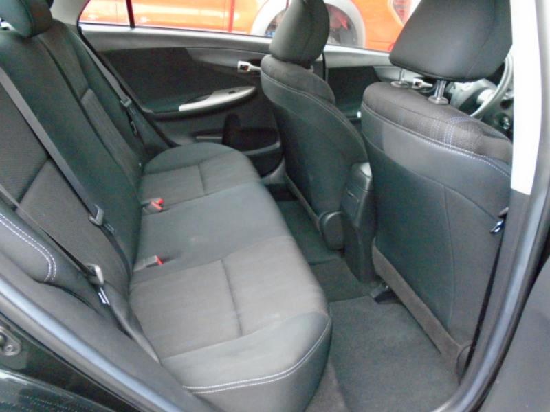Toyota Corolla S 4-Speed AT 2013