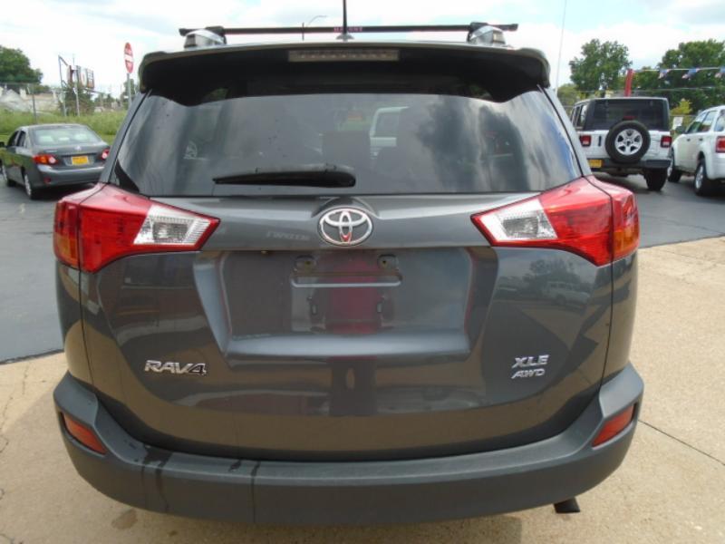 Toyota RAV4 XLE AWD 2014
