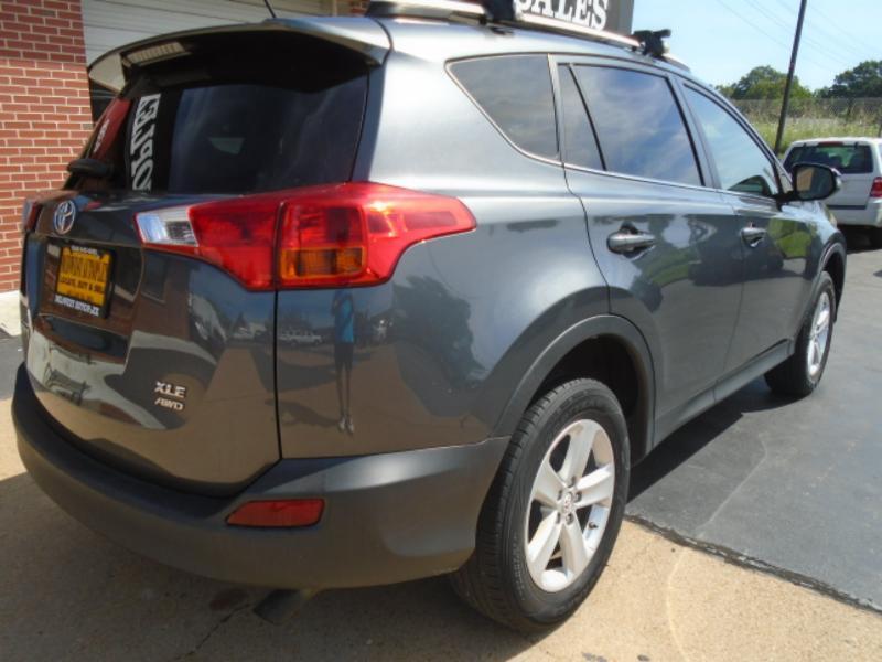 Toyota RAV4 XLE AWD 2014