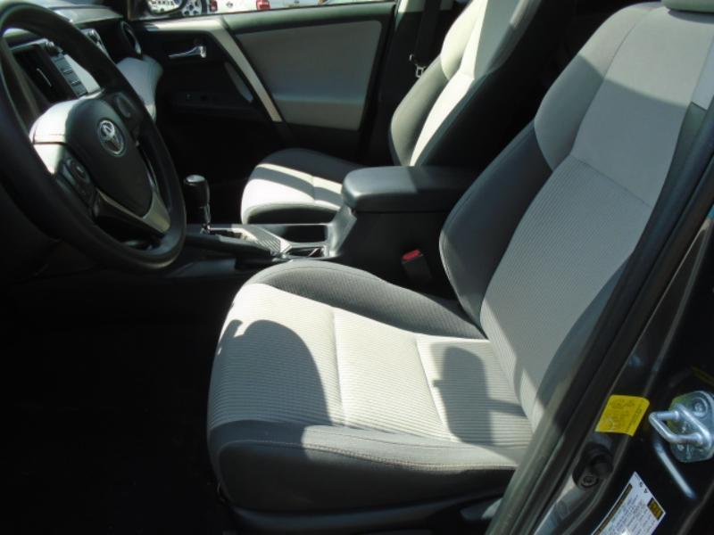 Toyota RAV4 XLE AWD 2014