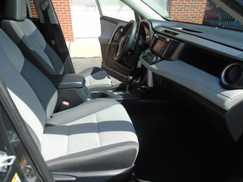 Toyota RAV4 XLE AWD 2014