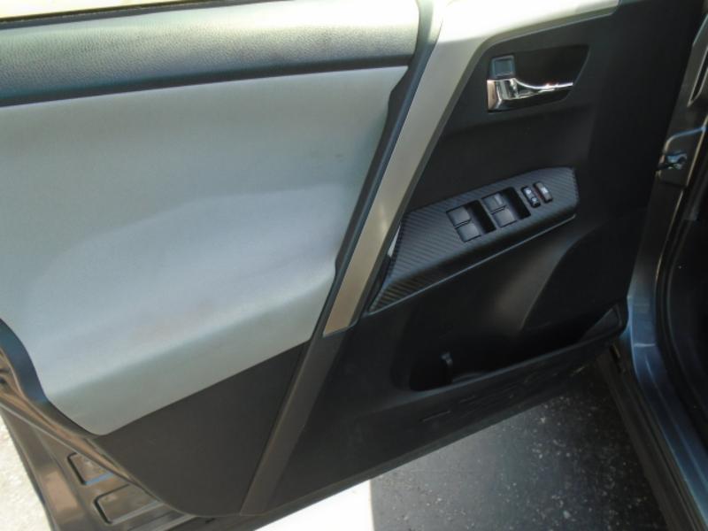 Toyota RAV4 XLE AWD 2014