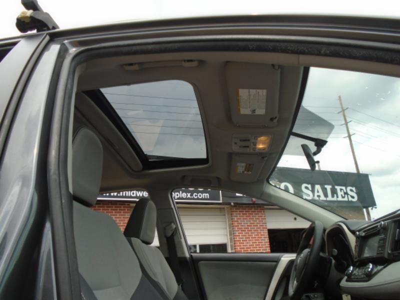 Toyota RAV4 XLE AWD 2014