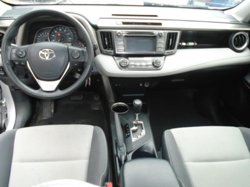 Toyota RAV4 XLE AWD 2015