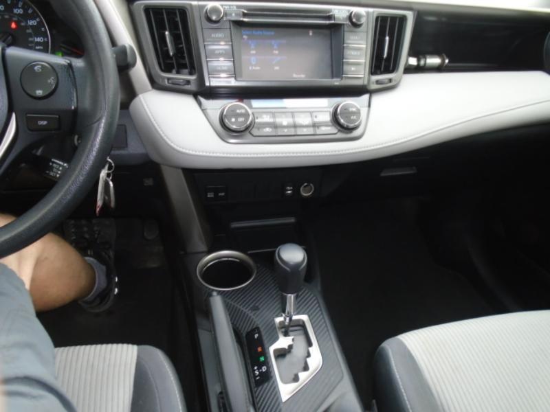 Toyota RAV4 XLE AWD 2015