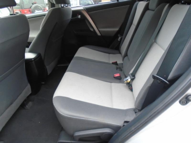 Toyota RAV4 XLE AWD 2015