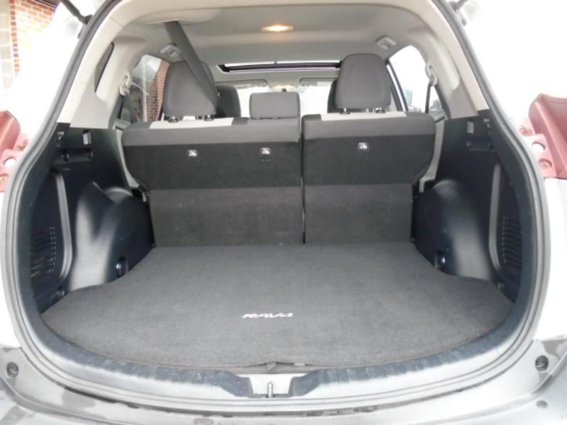 Toyota RAV4 XLE AWD 2015