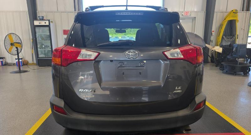 Toyota RAV4 LE AWD 2013