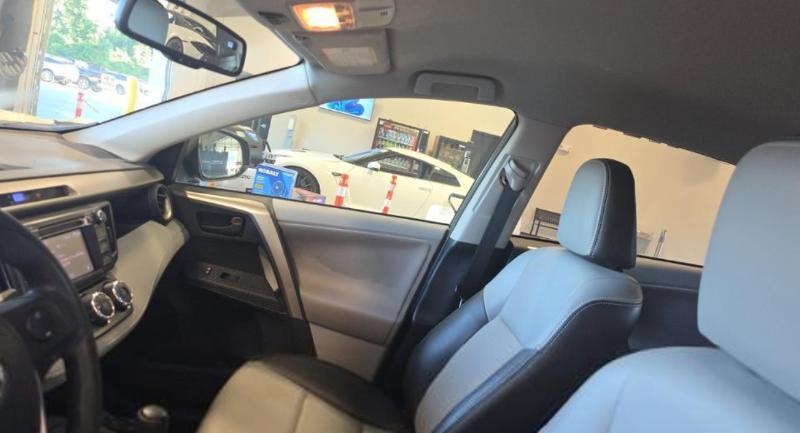 Toyota RAV4 LE AWD 2013