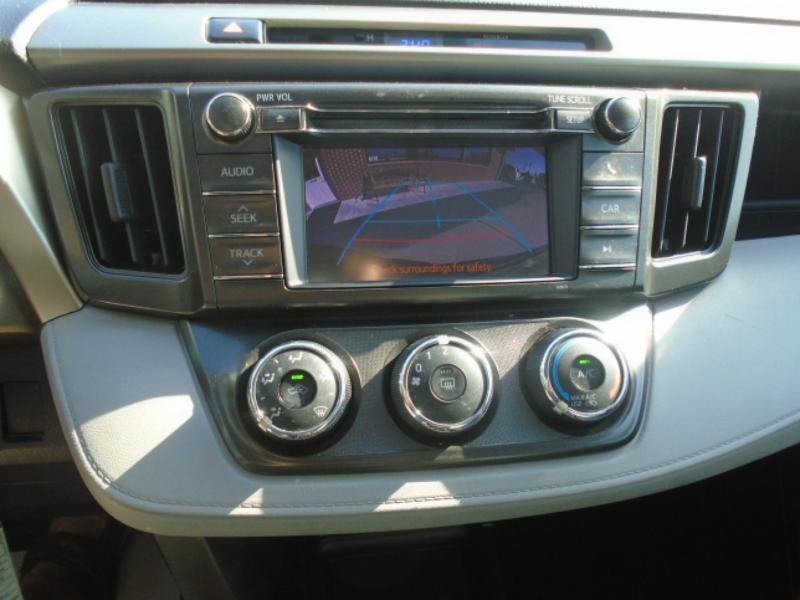 Toyota RAV4 LE AWD 2013