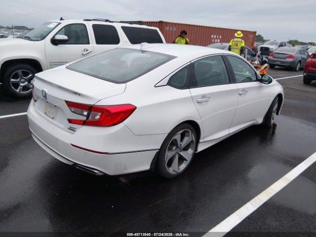 Honda Accord Touring 2.0T 10A 2018