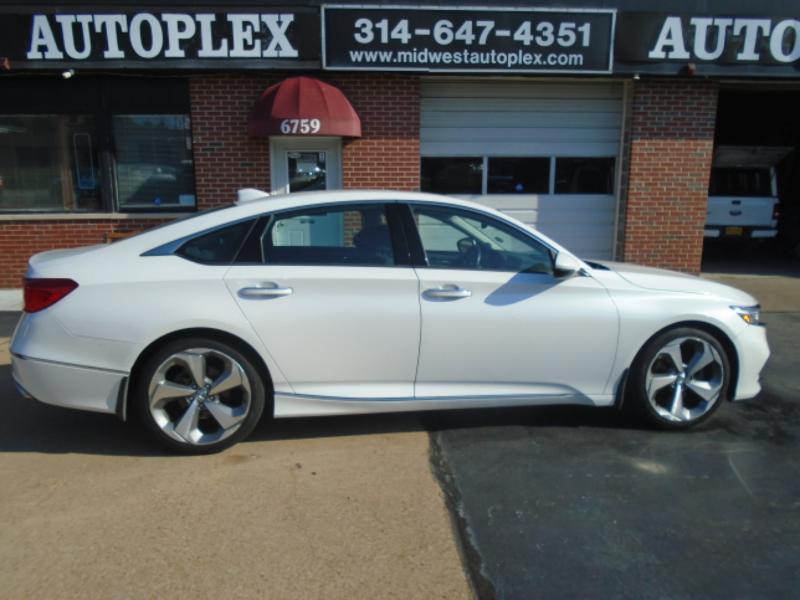 Honda Accord photo 2