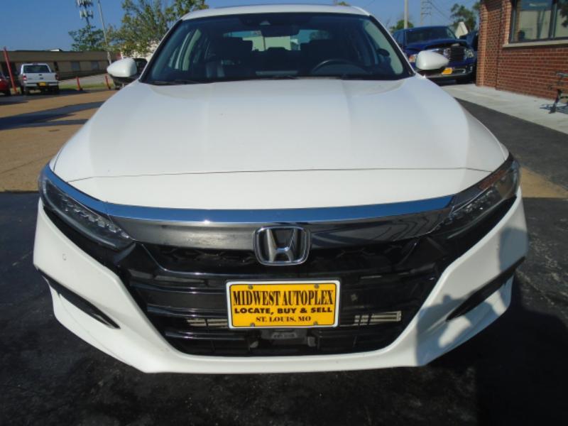 Honda Accord photo 7