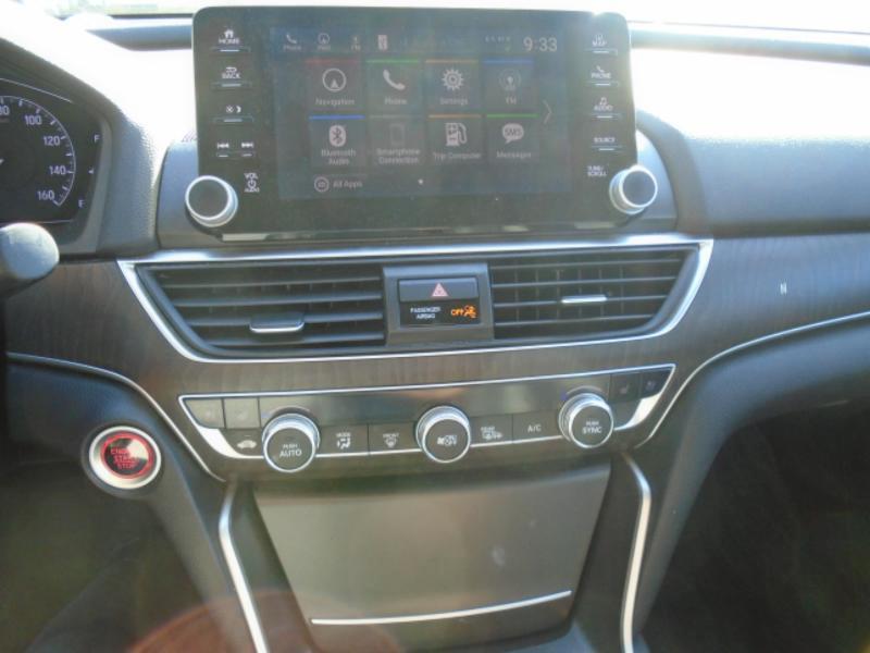Honda Accord photo 15