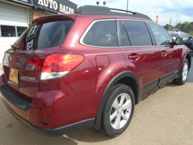 Subaru Outback photo 3