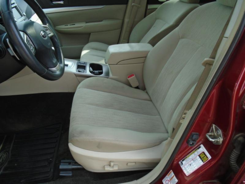 Subaru Outback photo 11