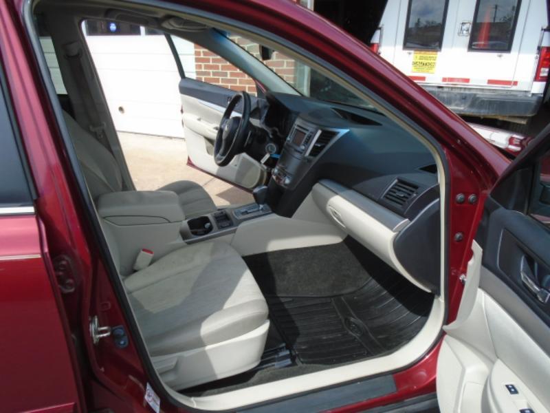 Subaru Outback photo 13