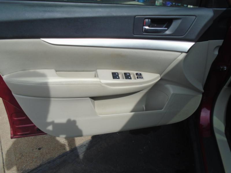 Subaru Outback photo 18