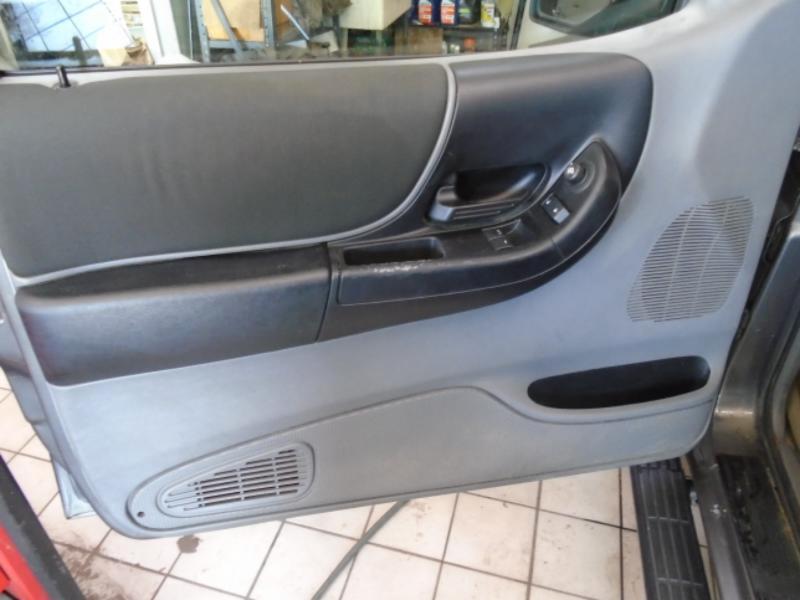 Ford Ranger photo 19