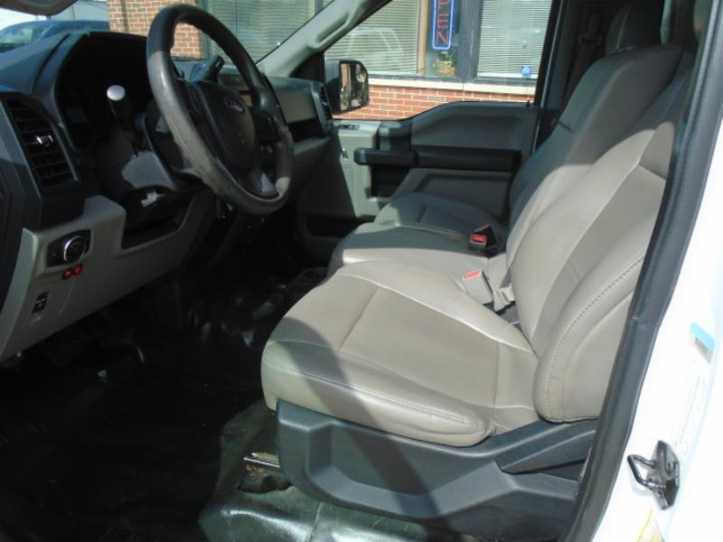 Ford F-150 photo 12