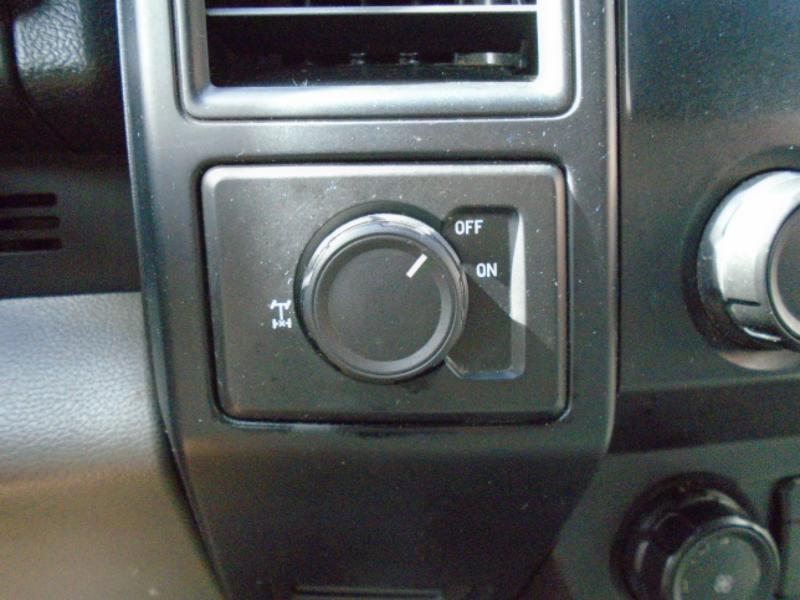 Ford F-150 photo 17
