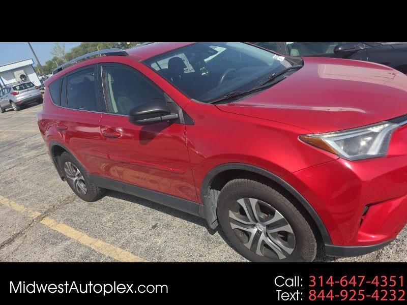 Toyota RAV4 LE FWD 2017