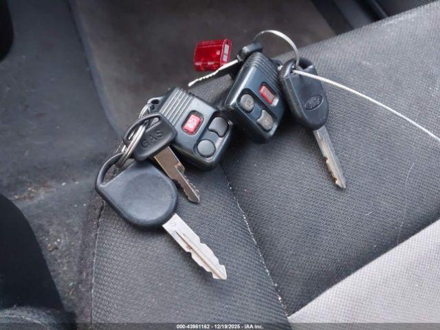 Ford Ranger photo 29