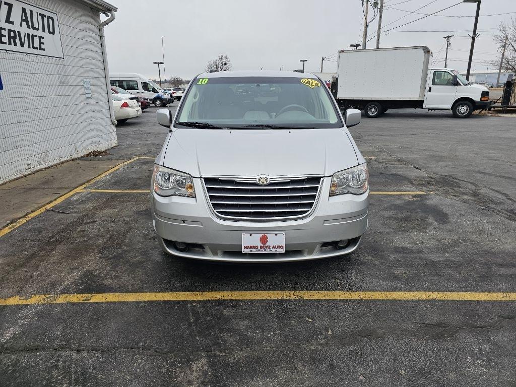 Chrysler Town & Country Touring 2010