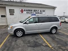 2010 Chrysler Town & Country 