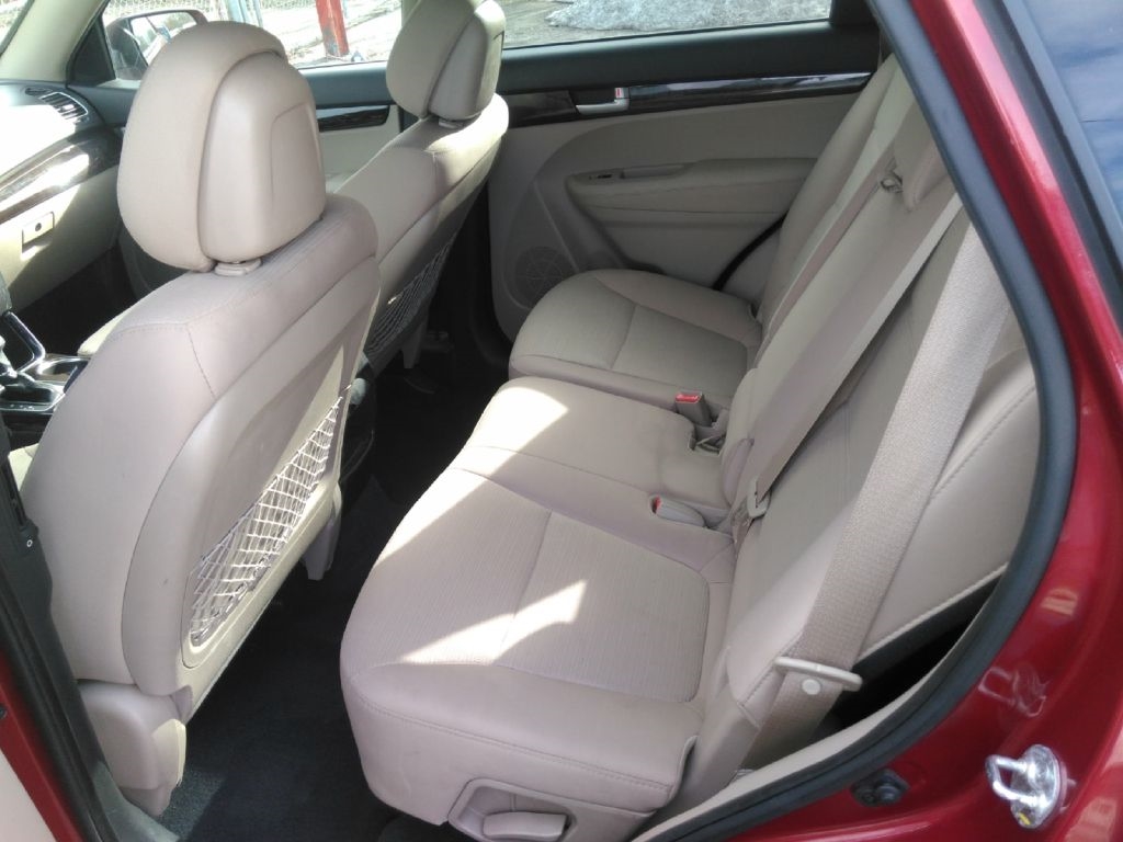 Kia Sorento LX V6 FWD 2015