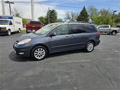 2008 Toyota Sienna 