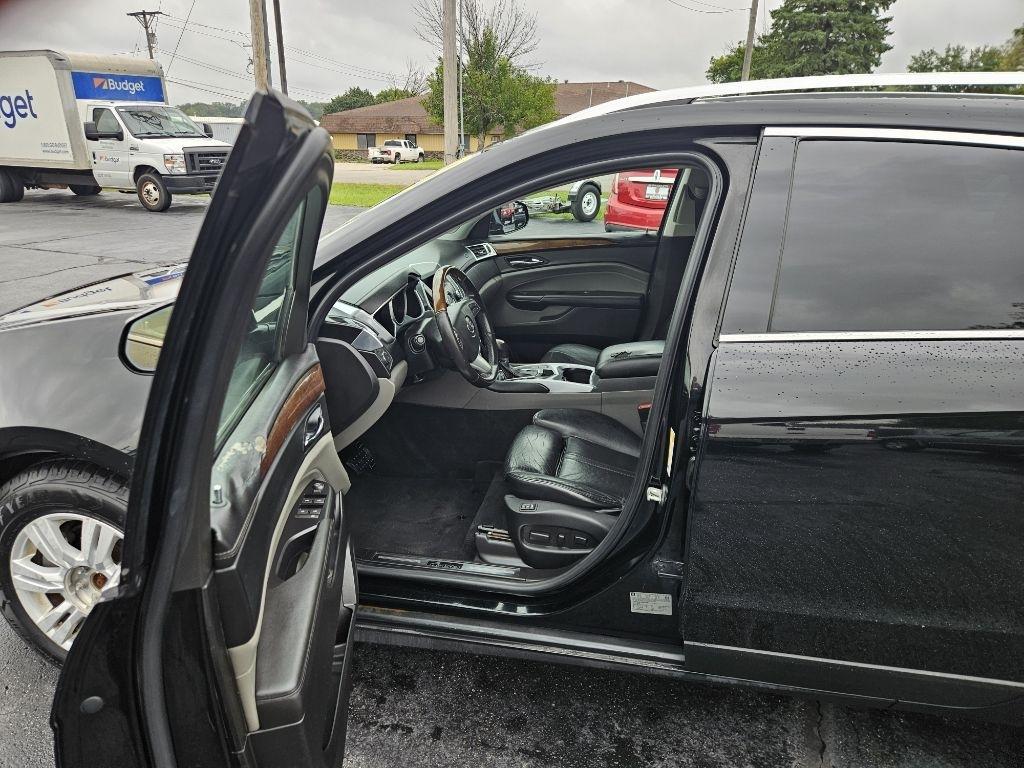 Cadillac SRX FWD 4dr Luxury Collection 2011