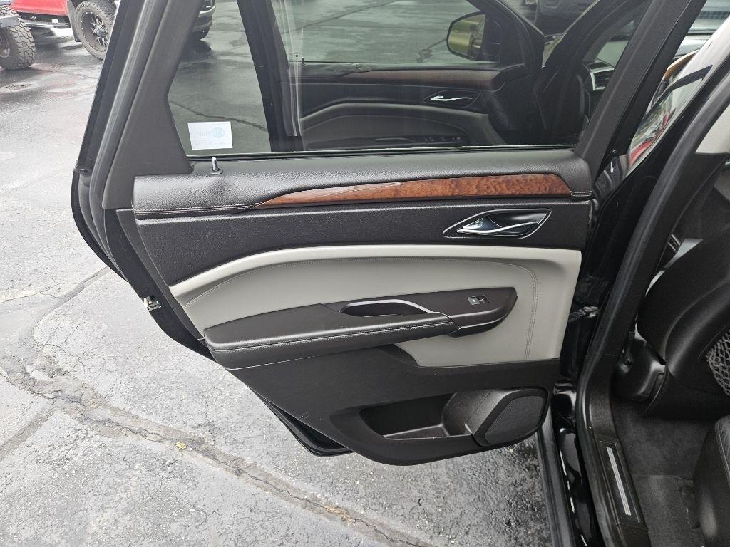 Cadillac SRX FWD 4dr Luxury Collection 2011