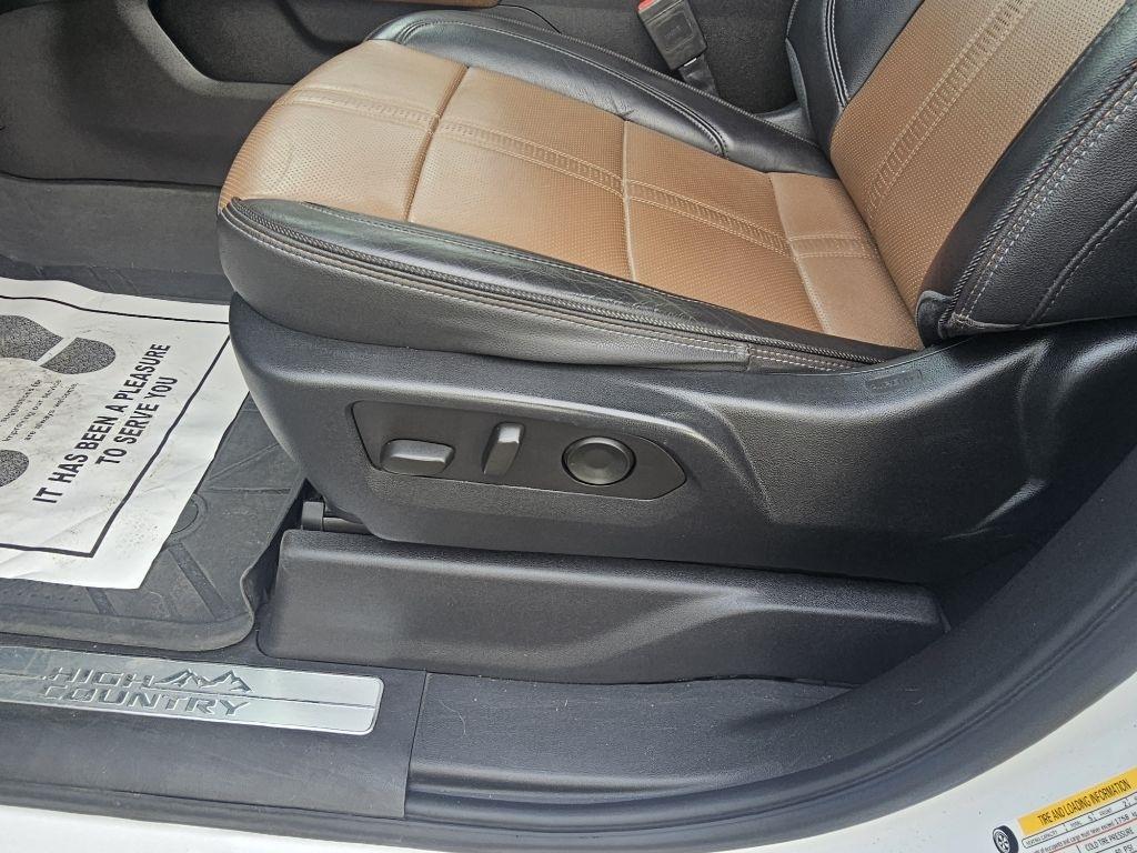 Chevrolet Silverado 3500HD 4WD Crew Cab 159" High Country 2024