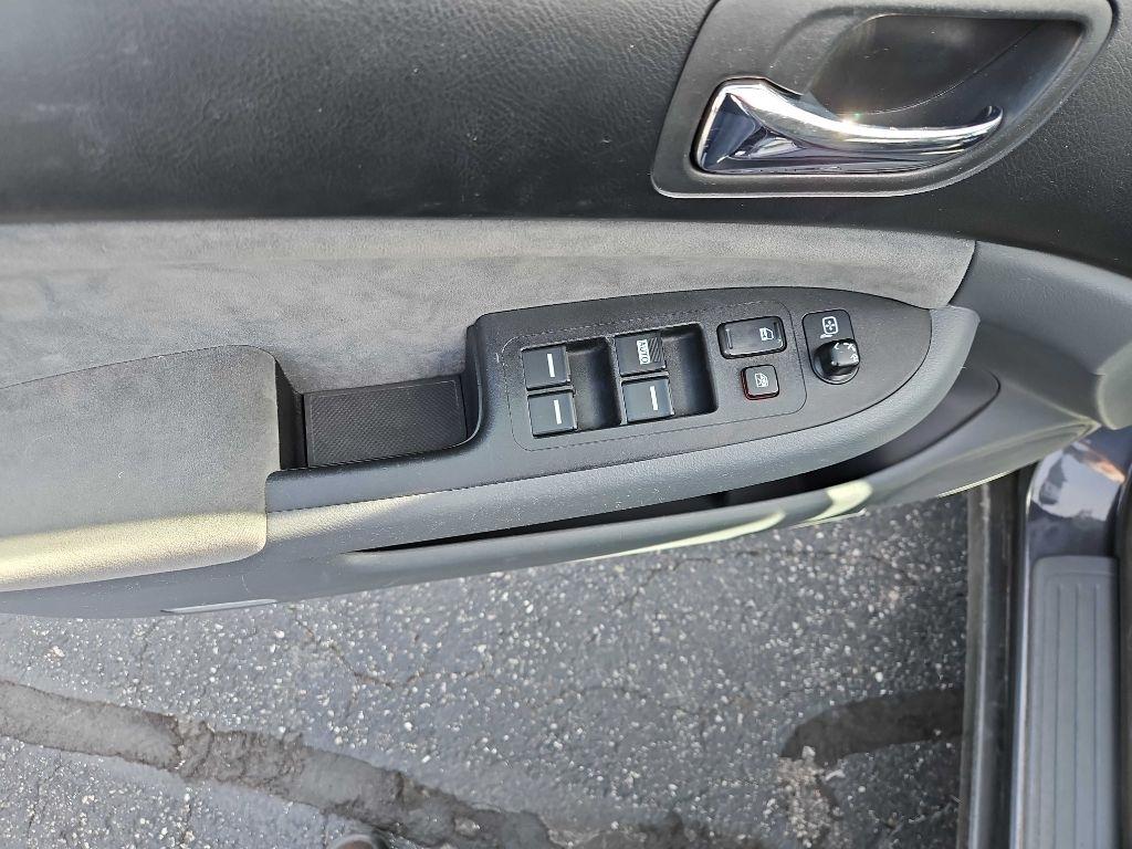 Honda Accord Sdn LX AT 2005