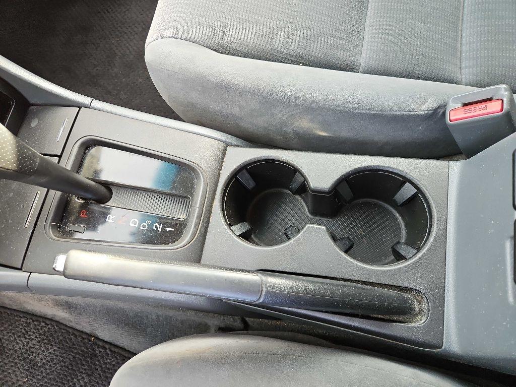 Honda Accord Sdn LX AT 2005